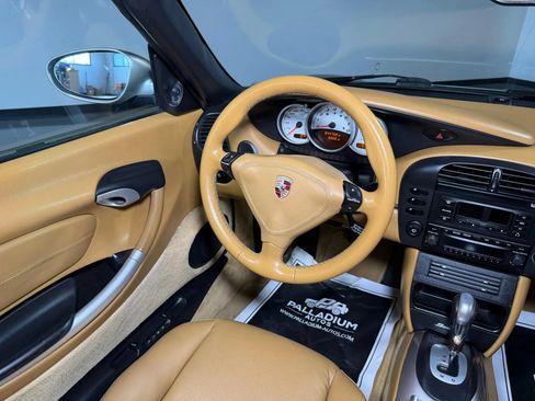 Used 2004 Porsche Boxster S RWD image 21