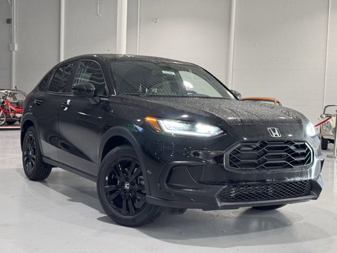 New 2026 Honda HR-V Sport image 2