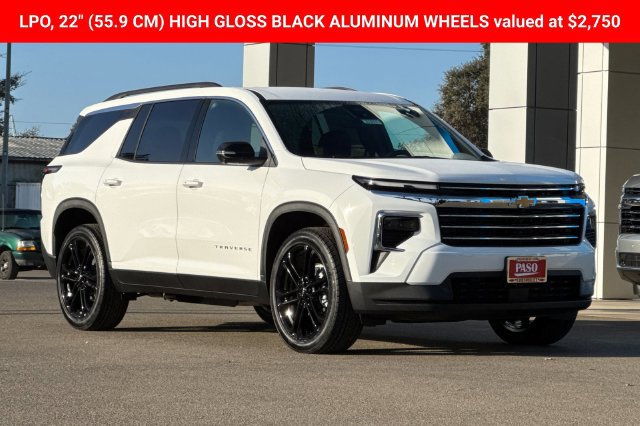 New 2027 Chevrolet Traverse LT w/ Driver Confidence Package FWD image 2