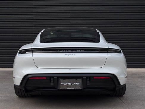 New 2026 Porsche Taycan image 6