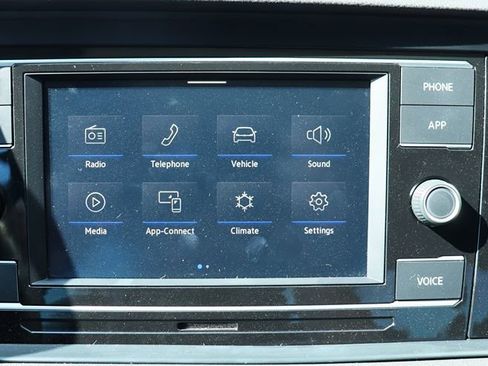 Used 2020 Volkswagen Jetta SE image 47