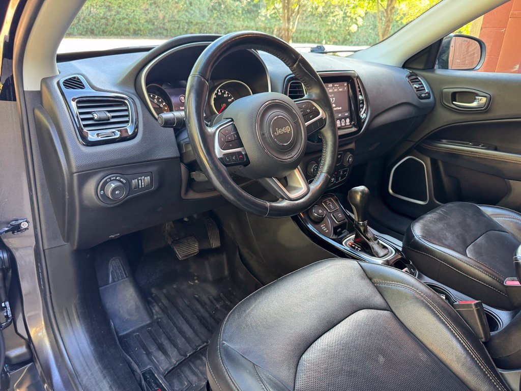 Used 2019 Jeep Compass Limited AWD/4WD image 12
