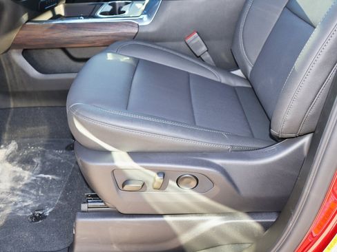 New 2026 GMC Sierra 2500 SLT w/ SLT Premium Package image 9