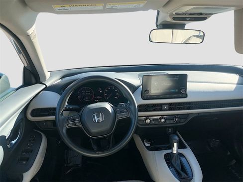 Used 2023 Honda HR-V LX image 21