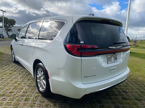 Used 2026 Chrysler Pacifica Select FWD image 23