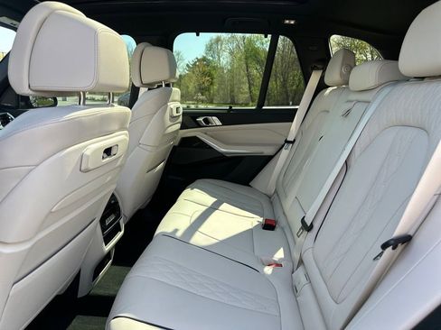 Certified 2025 BMW X5 xDrive50e w/ Executive Package AWD/4WD image 20