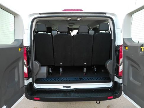 Used 2025 Ford Transit 350 XLT image 8