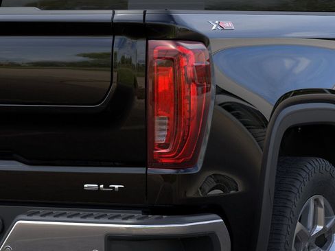New 2026 GMC Sierra 1500 SLT w/ SLT Premium Plus Package AWD/4WD image 35
