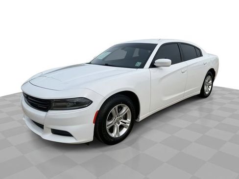 Used 2019 Dodge Charger SXT RWD image 1