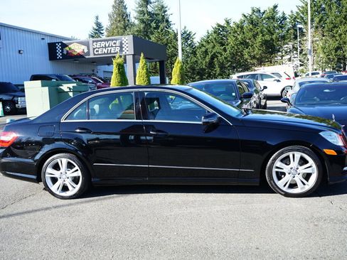 Used 2013 Mercedes-Benz E 350 Sedan image 6