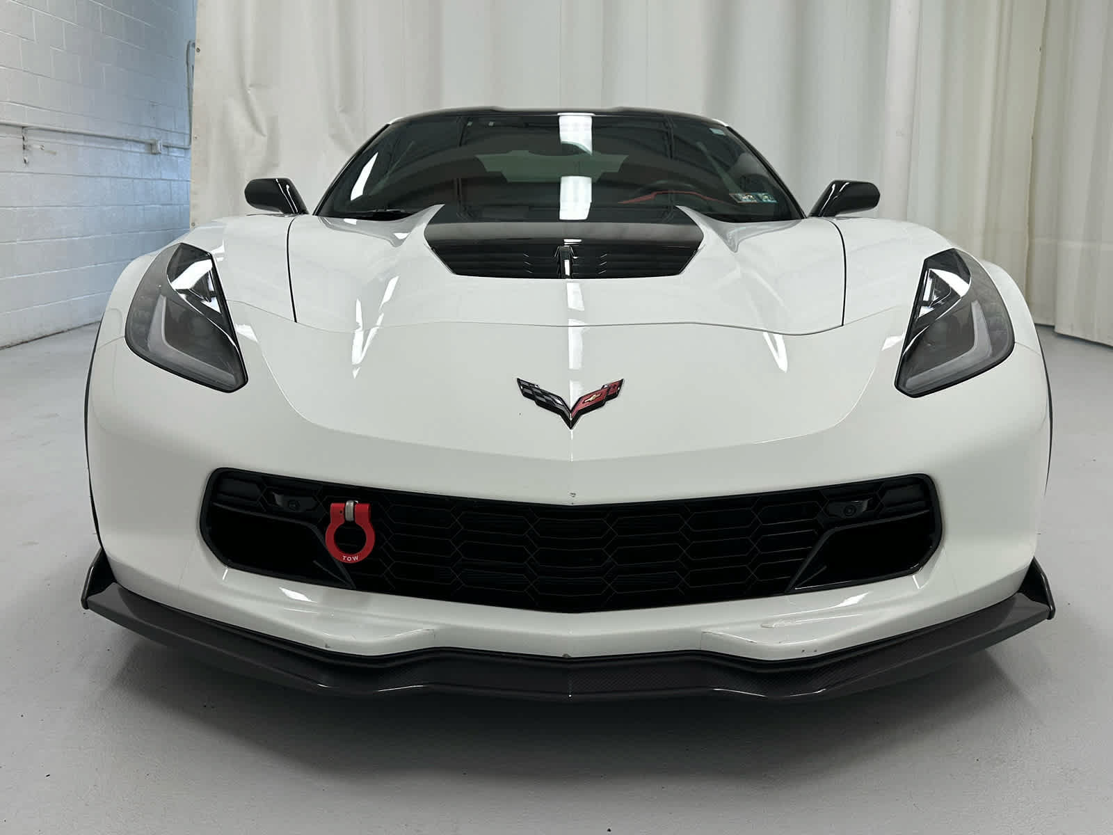 Used 2016 Chevrolet Corvette Z06 w/ 3LZ Preferred Equipment Group RWD image 5