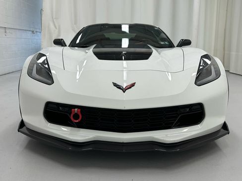 Used 2016 Chevrolet Corvette Z06 w/ 3LZ Preferred Equipment Group RWD image 5