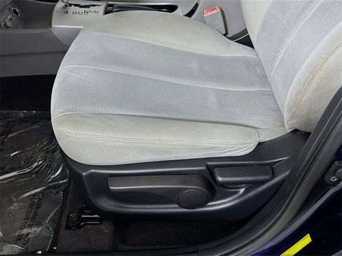 Used 2009 Hyundai Elantra GLS image 16