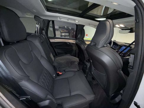 Certified 2025 Volvo XC90 T8 Plus w/ Protection Package Premier AWD/4WD image 16