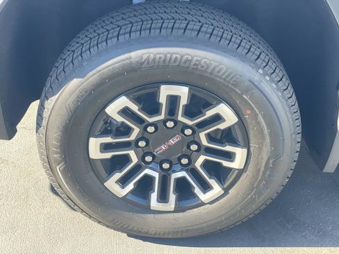 New 2026 GMC Sierra EV Elevation image 30