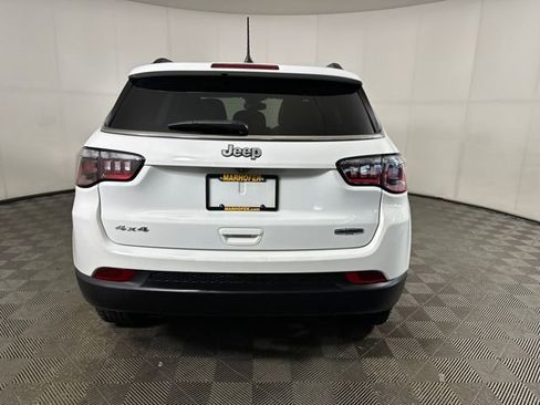 Used 2023 Jeep Compass Latitude image 4