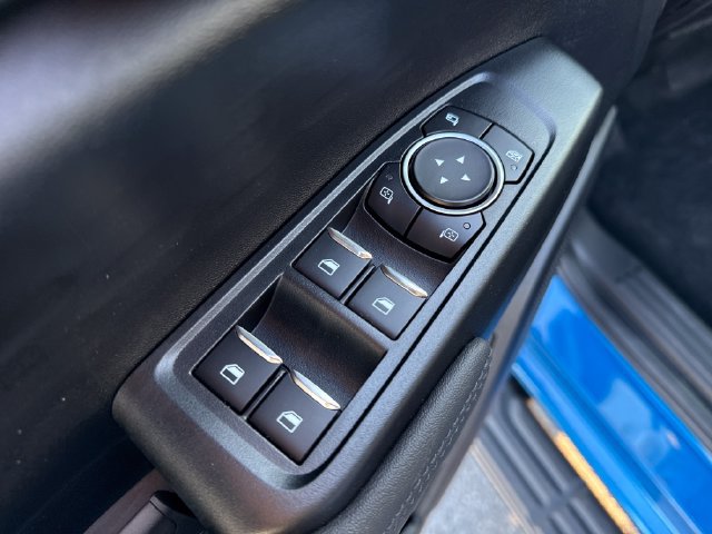 Used 2025 Ford Ranger XLT w/ Black Appearance Package AWD/4WD image 24