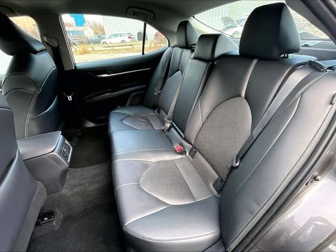 Used 2023 Toyota Camry XSE FWD image 19