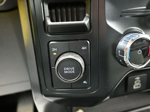 Used 2025 Ford F150 XLT w/ Equipment Group 301A Standard AWD/4WD image 17