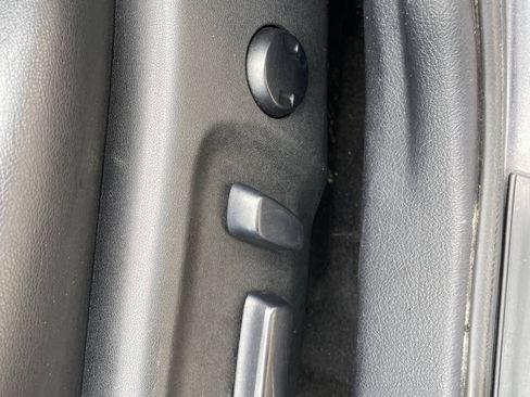 Used 2014 Toyota Camry SE w/ Leather Package FWD image 14