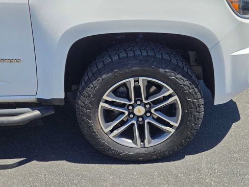 Used 2020 Chevrolet Colorado W/T w/ Custom Special Edition AWD/4WD image 9