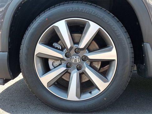 Certified 2024 Honda Pilot Elite image 8