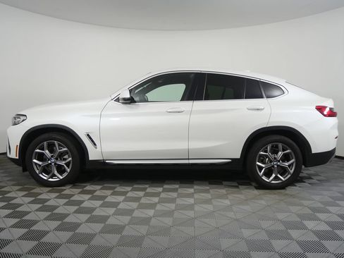 Used 2025 BMW X4 xDrive30i AWD/4WD image 6