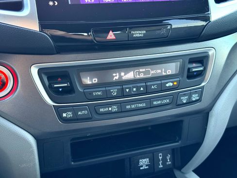 Used 2018 Honda Pilot EX image 28