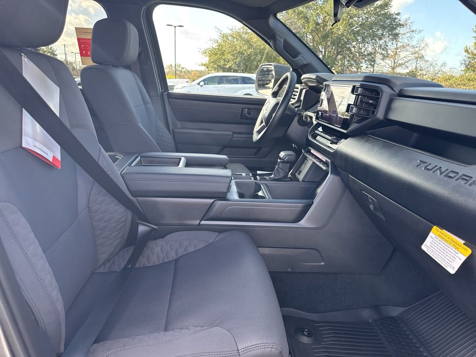 New 2025 Toyota Tundra SR w/ SR Tow Package AWD/4WD image 31
