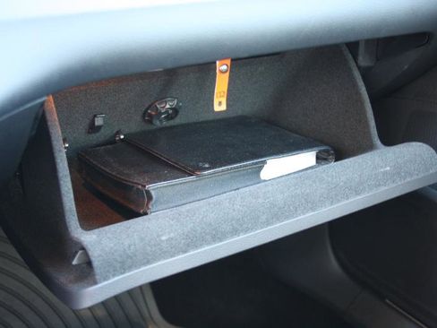 Used 2016 Volkswagen CC Sport image 40