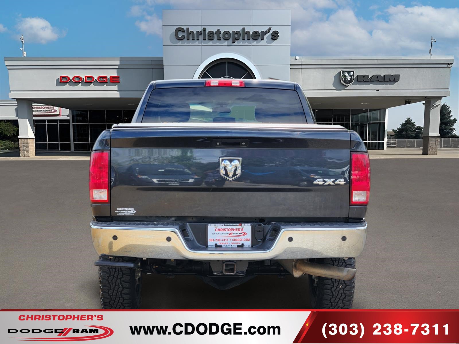 Used 2017 RAM 2500 Tradesman w/ Chrome Appearance Group AWD/4WD image 4