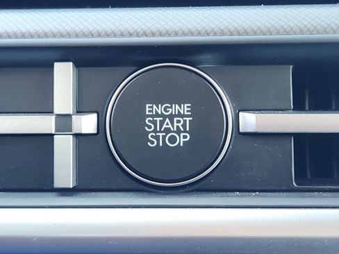 Used 2025 Hyundai Santa Fe SE image 21