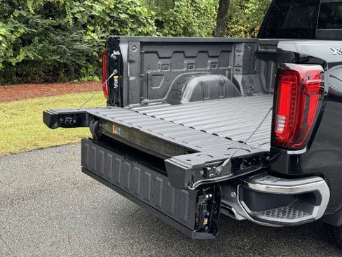 New 2026 GMC Sierra 1500 SLT w/ SLT Premium Plus Package image 12