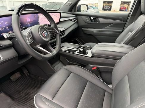 Used 2025 Buick Enclave Sport Touring w/ Super Cruise Package FWD image 18