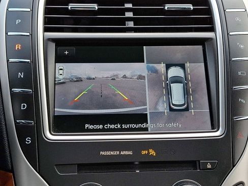 Used 2020 Lincoln Nautilus Reserve image 20