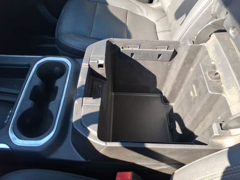 Used 2021 GMC Sierra 2500 SLT w/ SLT Premium Package image 17