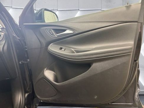 Used 2020 Buick Encore GX Select image 25