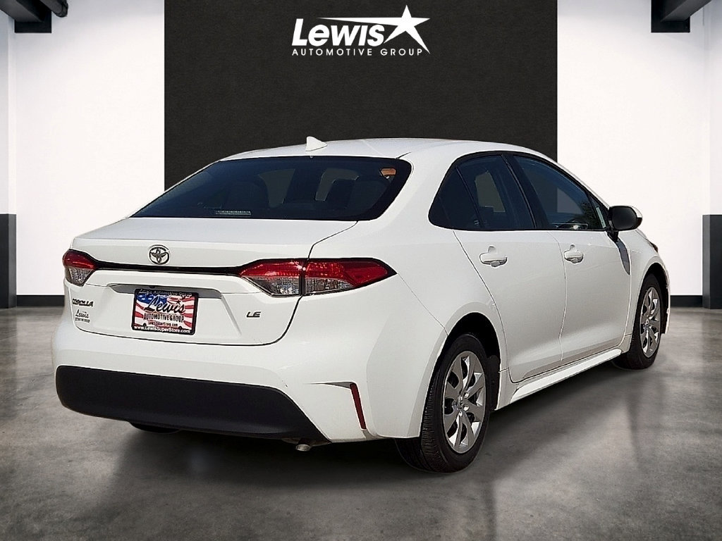 Used 2023 Toyota Corolla LE FWD image 4