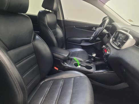 Used 2020 Kia Sorento EX AWD/4WD image 21