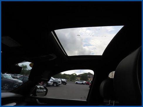 Used 2024 Hyundai Palisade Calligraphy AWD/4WD image 16