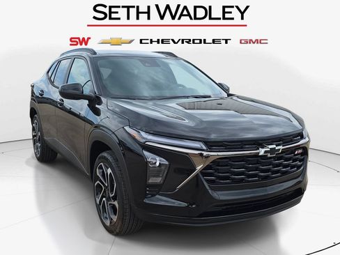 New 2026 Chevrolet Trax RS w/ Driver Confidence Package FWD image 36