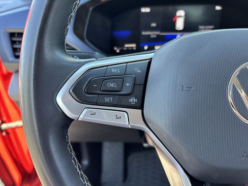 Used 2022 Volkswagen Taos SE image 26