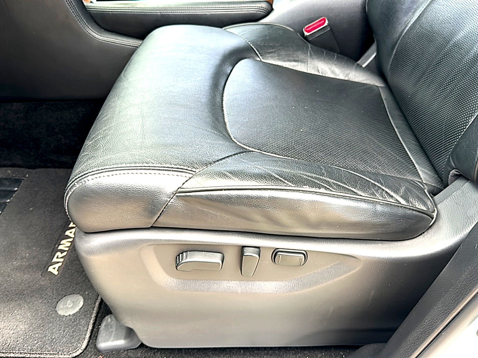 Used 2022 Nissan Armada SL RWD image 15
