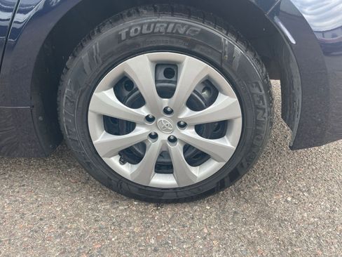 Used 2025 Toyota Corolla LE image 29