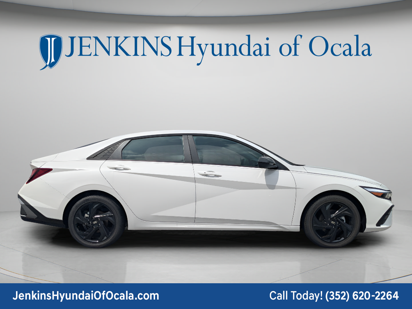 New 2026 Hyundai Elantra SEL Sport FWD image 2