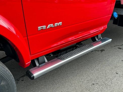 Used 2024 RAM 5500 SLT w/ Quick Order Package 2YG SLT image 32