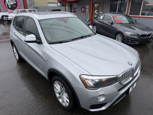 Used 2017 BMW X3 xDrive28i image 5