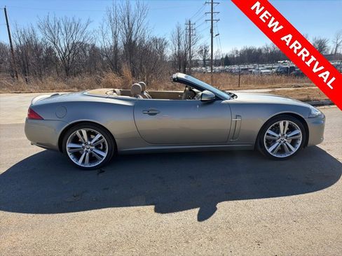Used 2010 Jaguar XK Convertible image 11