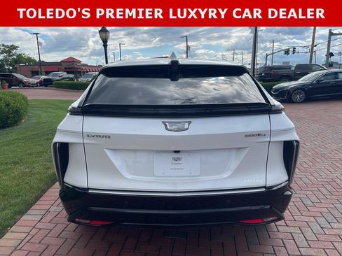 Used 2024 Cadillac Lyriq Tech w/ LPO, Floor Liner Package AWD/4WD image 9