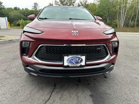 Used 2024 Buick Encore GX Sport Touring AWD/4WD image 8